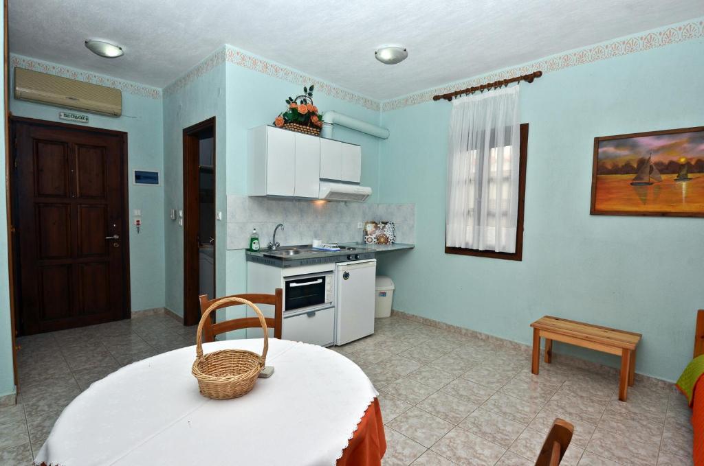 Aris Junior Studio & Apartments Neo Klima Oda fotoğraf