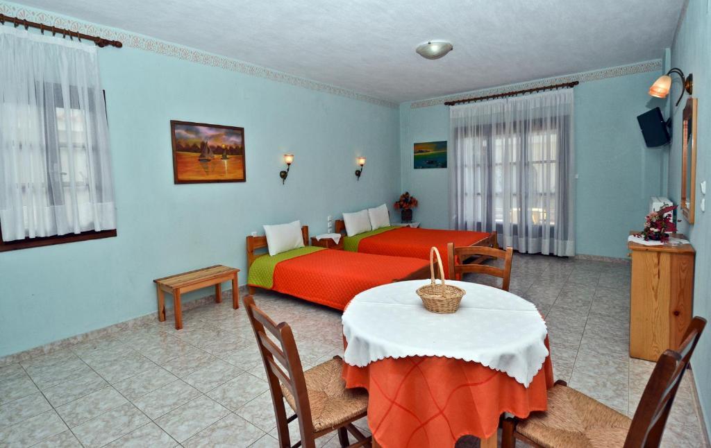 Aris Junior Studio & Apartments Neo Klima Oda fotoğraf