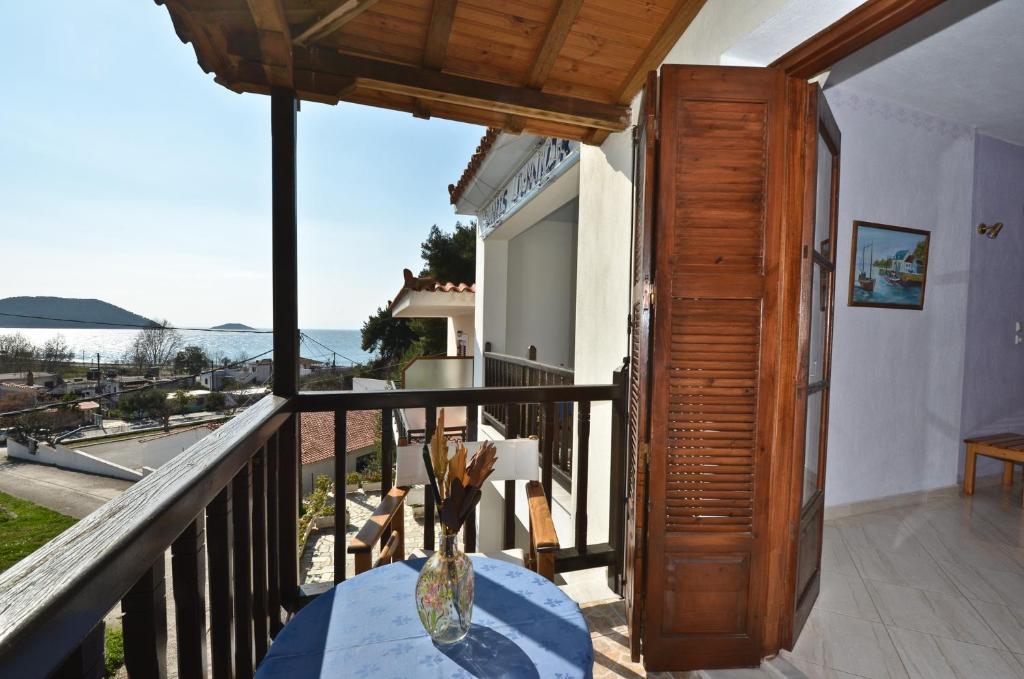 Aris Junior Studio & Apartments Neo Klima Dış mekan fotoğraf